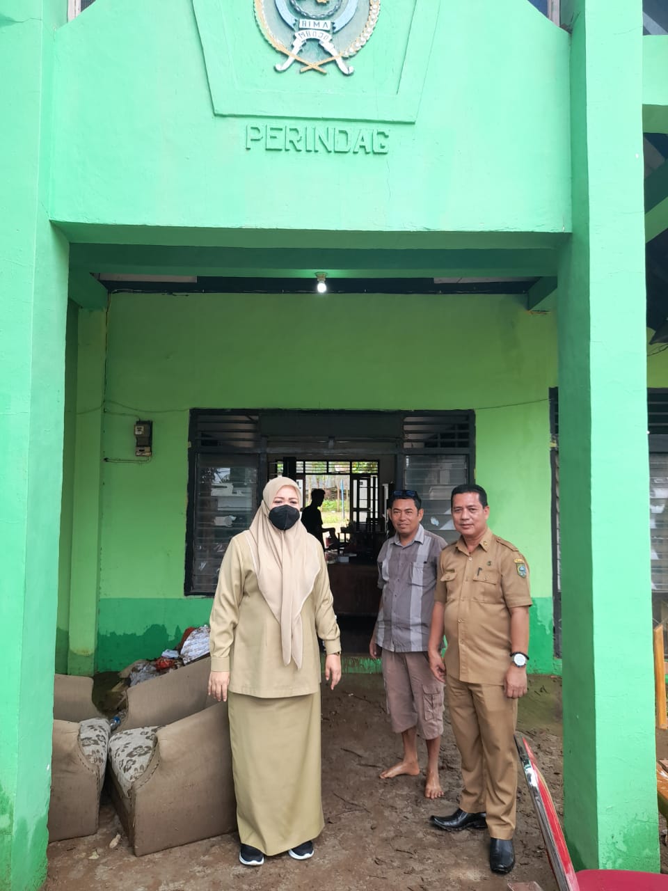 Bupati Bima Kunjungi OPD Terdampak Banjir
