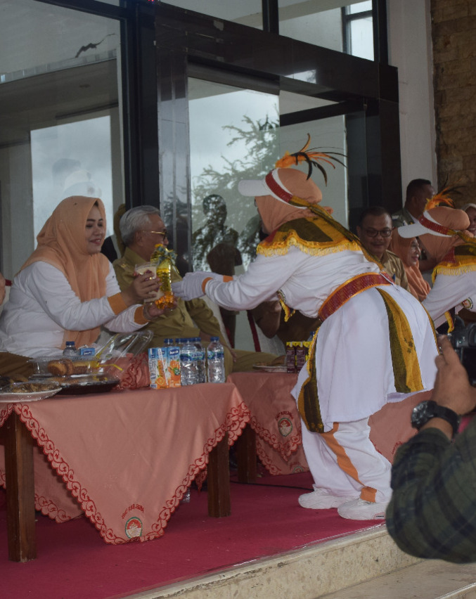 Kabupaten Bima, 60 Grup DWP Ikuti Lomba Gerak Jalan Indah