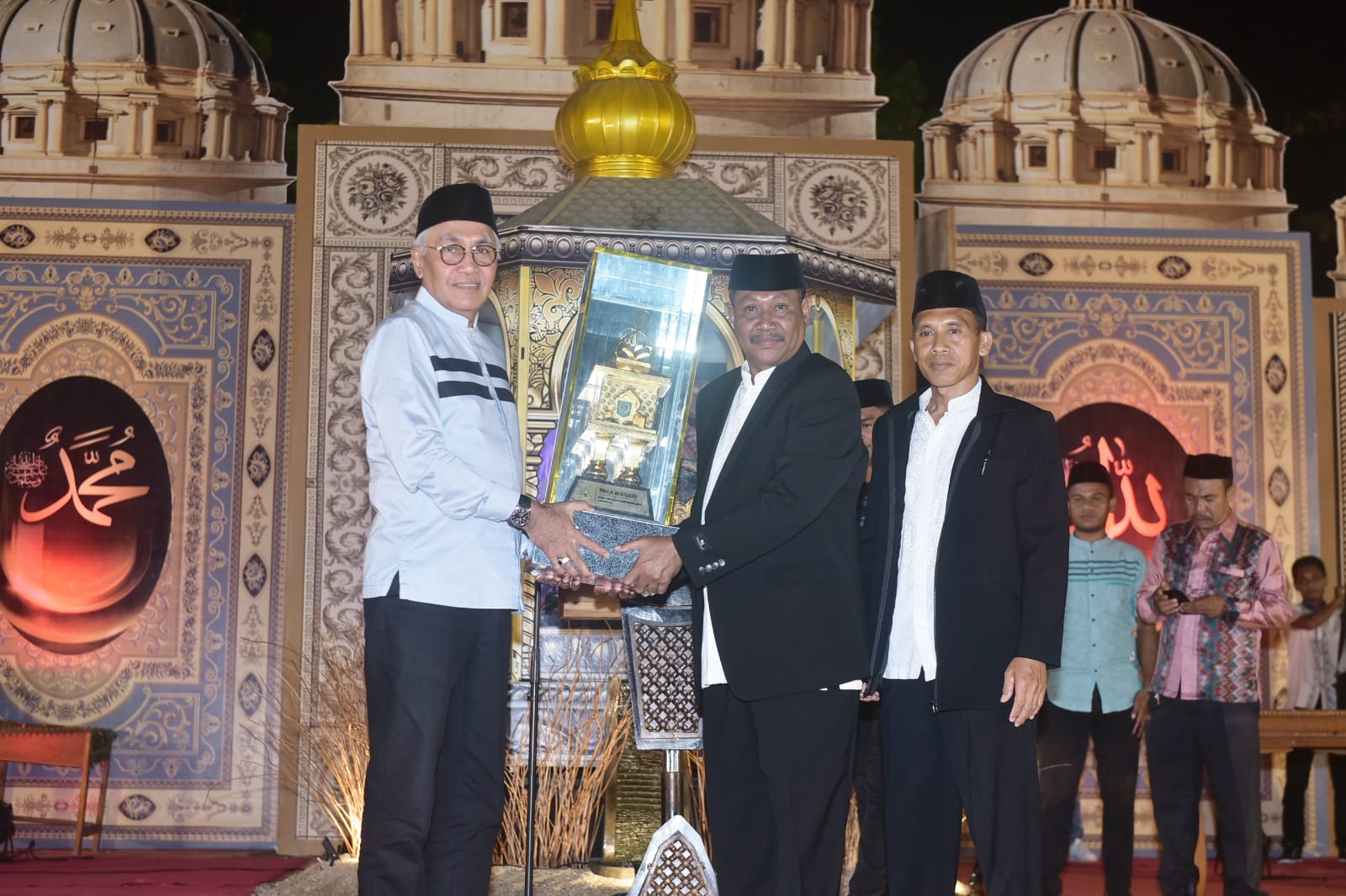 Kafilah Sape Pertahankan Juara Umum MTQ XXXII Tingkat Kabupaten Bima