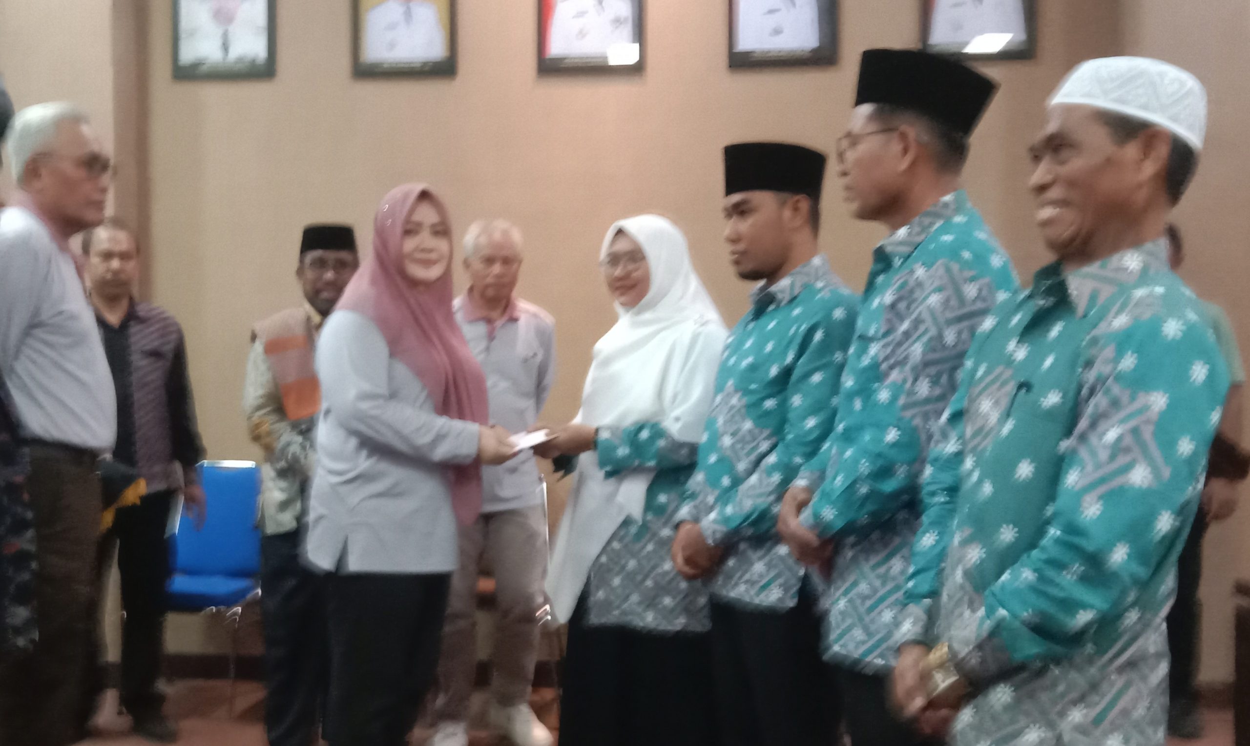 Bupati Bima Melepas Keberangkatan Kafila MTQ Yang Akan Berlaga Di Ajang MTQ Ke XXX Tingkat Provinsi NTB Di Kabupaten Sumbawa Barat
