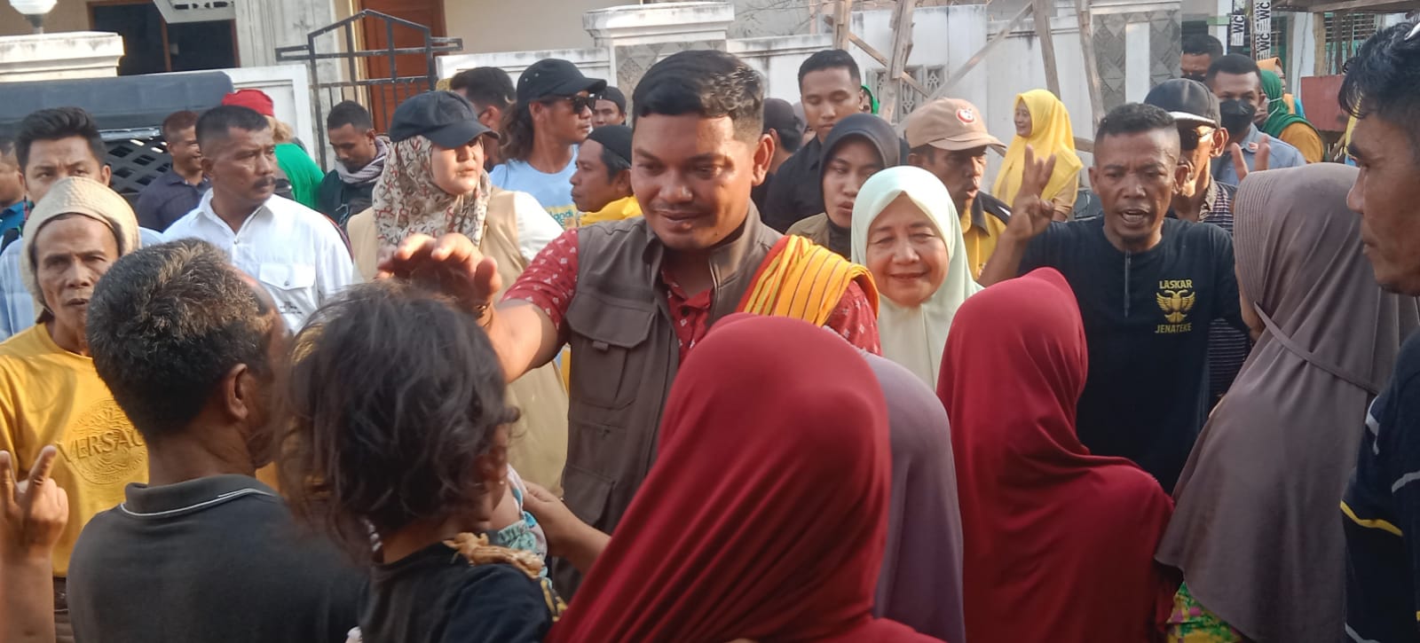 GILIRAN KECAMATAN PALIBELO CALON BUPATI BIMA YANDI-ROS DAN CALON GUBERNUR NTB IKBAL-DINDA SIAP JADI LUMBUNG KEMENANGAN