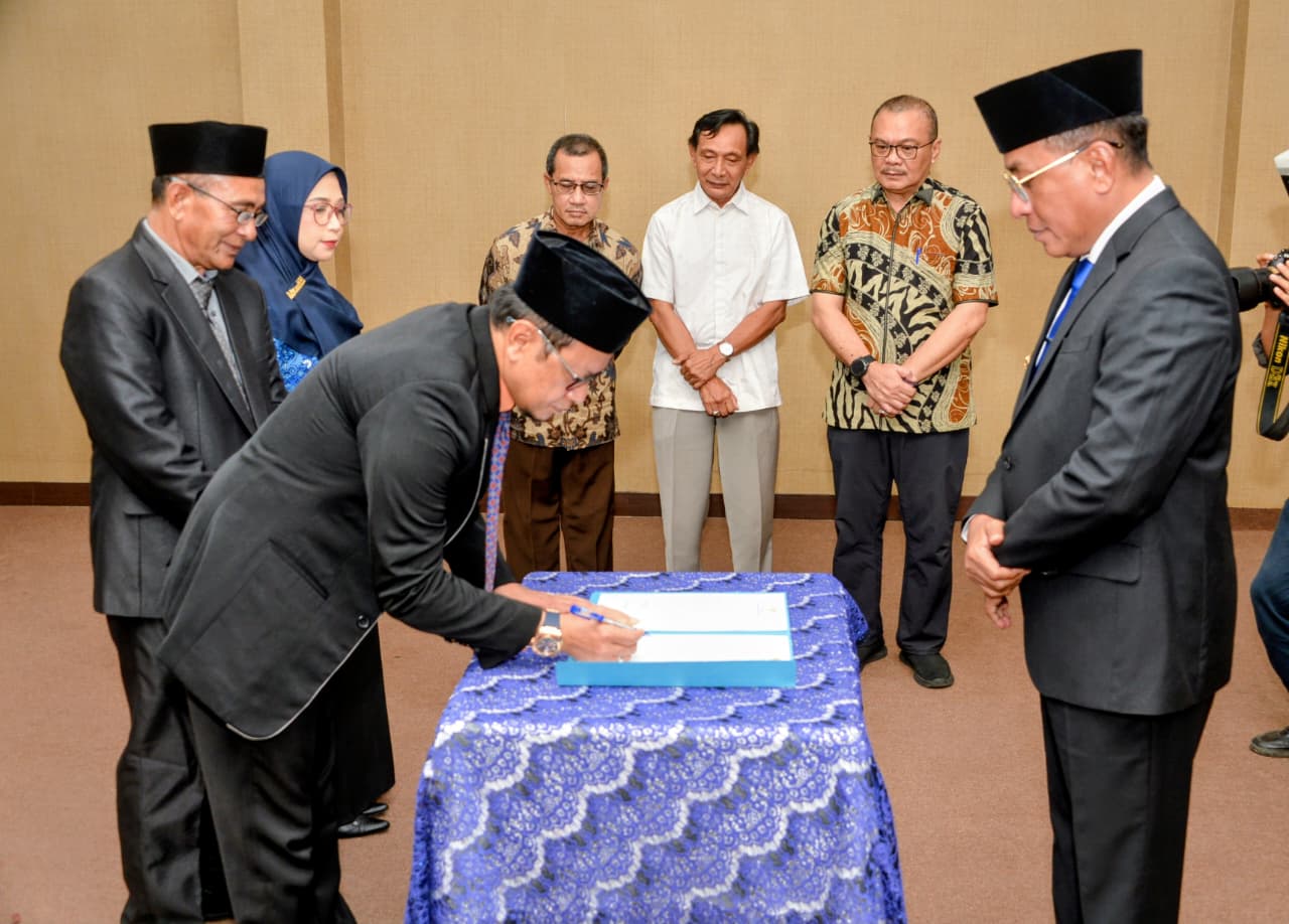 Lantik 75 Pejabat, Bupati Bima Sampaikan Pesan